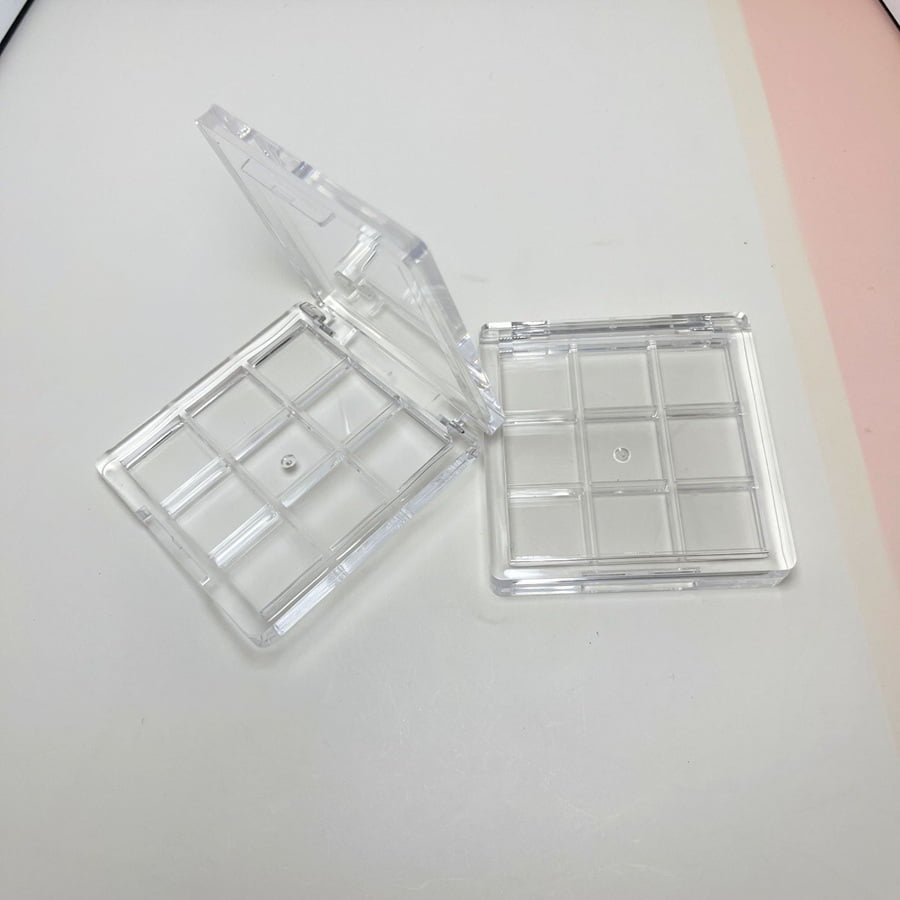 Heavyweight acrylic eyeshadow palettes, cushion compacts, and loose powder cases for premium makeup packaging