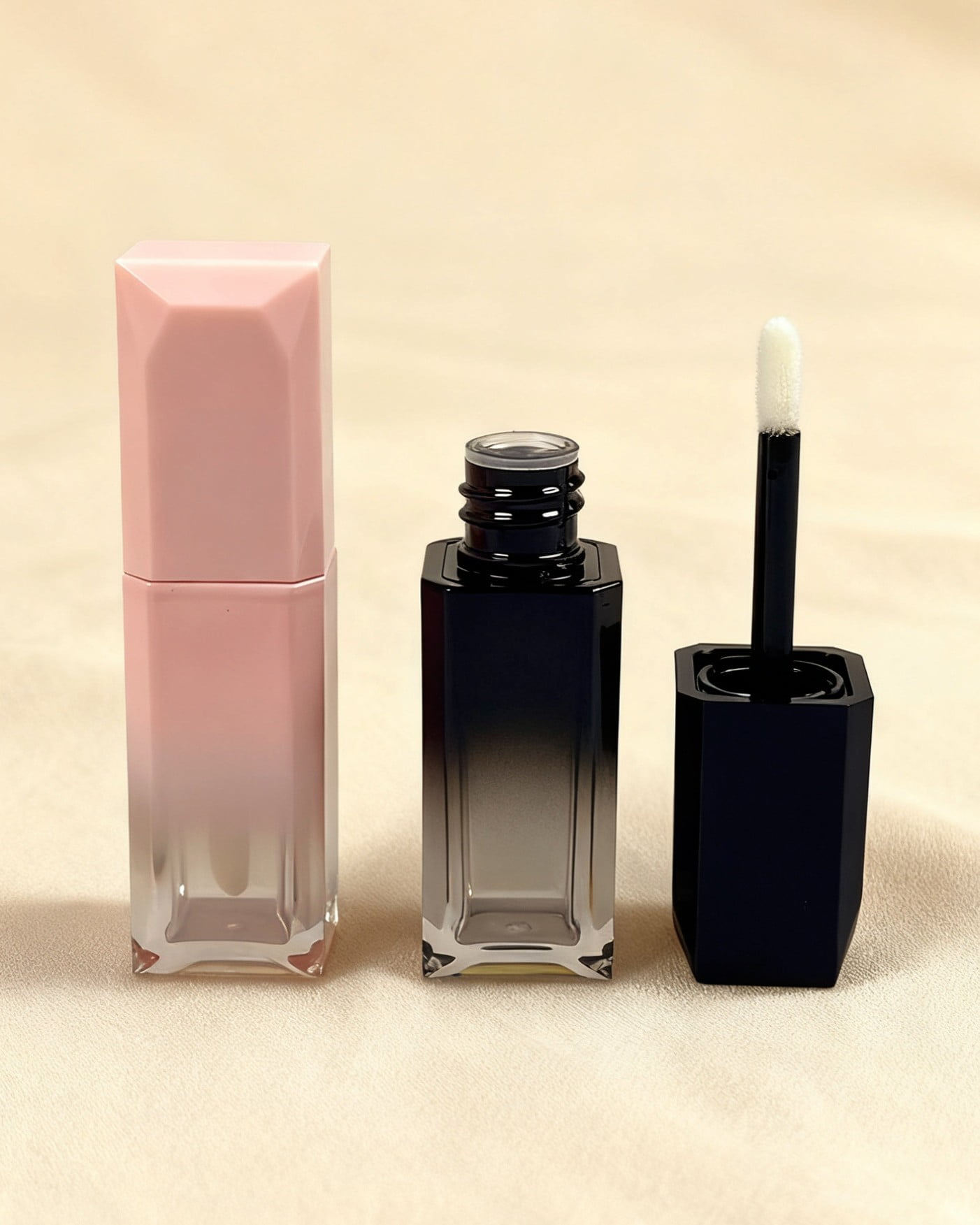 High-Sealing Foundation Bottles and Lip Gloss Tubes