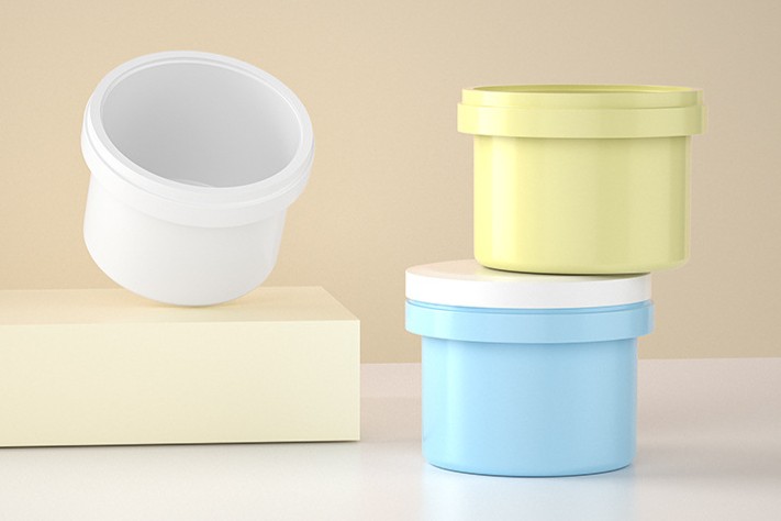 Mono-material PP refill pods for sustainable cosmetic packaging