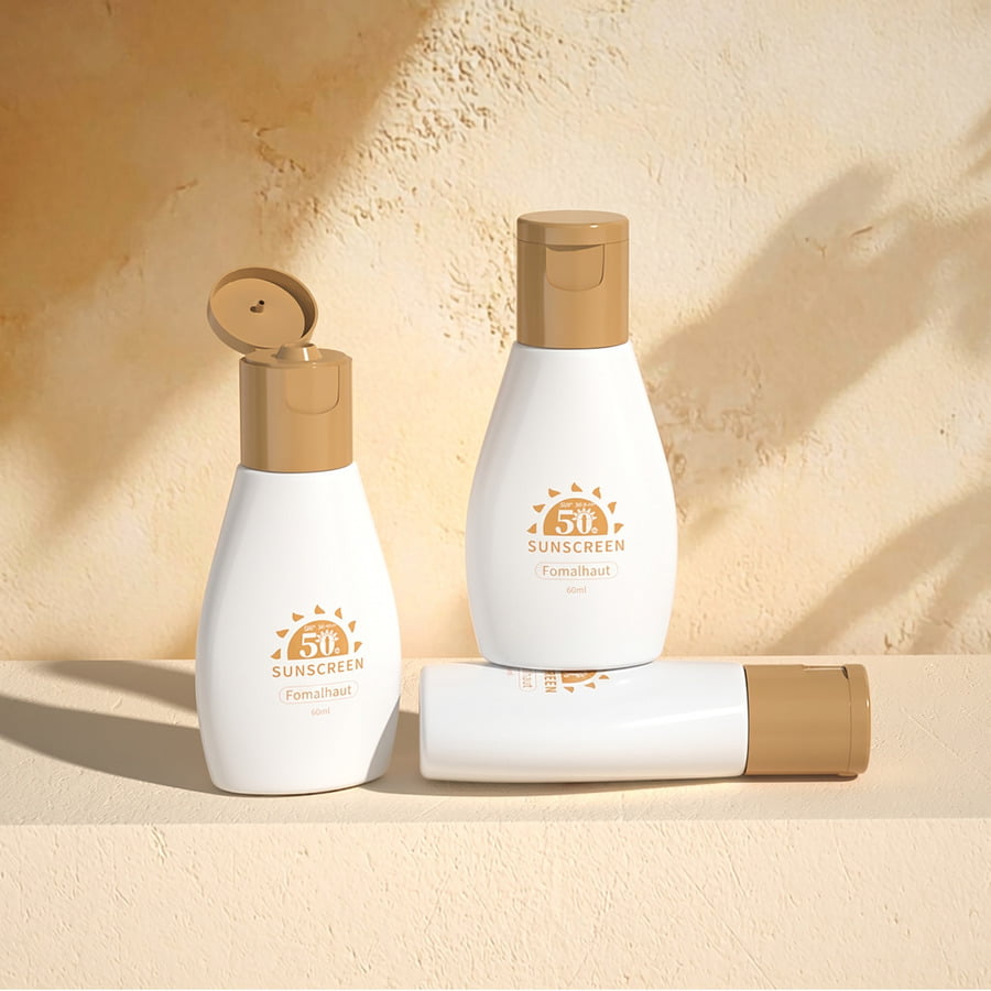 PET cosmetic squeeze bottles with disc-top caps for micellar water and travel sizes