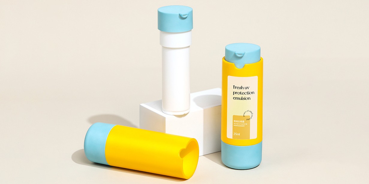 Split-screen view of outer shell and mono-material PP inner pod