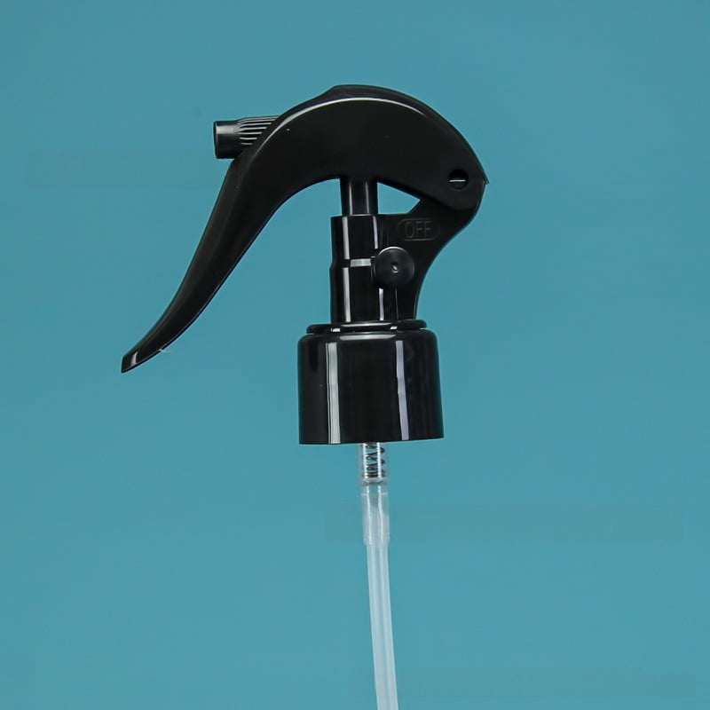 Dynamic display of mini trigger sprayer with left-right lock mechanism